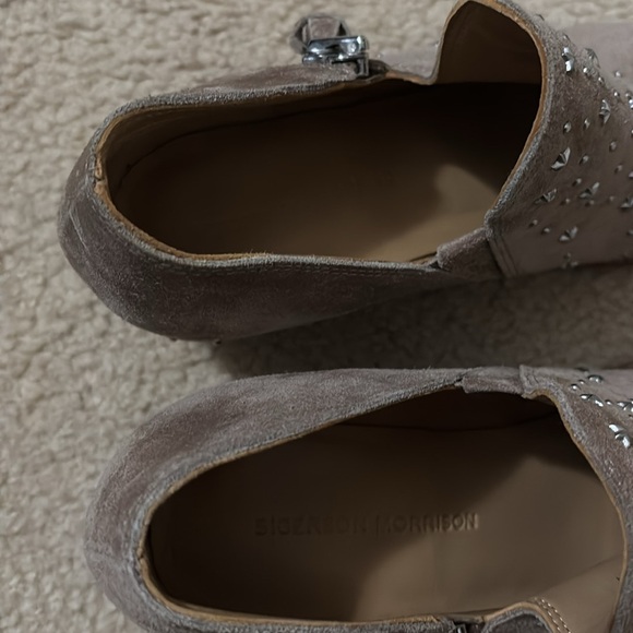 Sigerson Morrison Tan New Avola Haile Star Studded Pointed Toe Suede Bootie - Picture 5 of 5